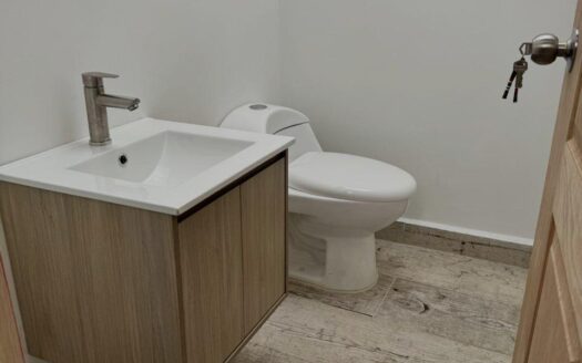 Casa de Lujo de 2 Habitaciones en Guatapé La Sonadora – MLS 250155